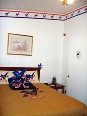 Americas Best Value Inn & Suites 비스비 객실 사진
